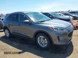 ✅ 2022 Ford Escape SE Hybrid • VIN: 1FMCU9BZ3NUA48539 • Lot: 42692826. Wystawiony na IAAI z przebiegiem 62 778 mil. Bezpłatny archiwum sprzedaży aukcyjnych z USA i szczegółowy raport historii pojazdu na DreamBid. Zdjęcie 1.