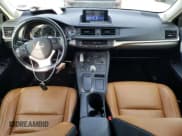 ✅ 2016 Lexus CT 200h • VIN: JTHKD5BH6G2263569 • Lot: 73629902. Wystawiony na Copart z przebiegiem 94 996 mil. Bezpłatny archiwum sprzedaży aukcyjnych z USA i szczegółowy raport historii pojazdu na DreamBid. Zdjęcie 8.