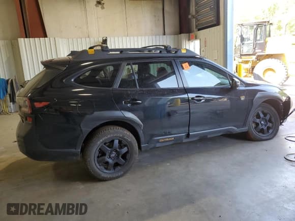 ✅ 2022 Subaru Outback Wilderness • VIN: 4S4BTGUD5N3280800 • Лот: 52160965. Опубликован ранее на Copart с пробегом Не указан. Бесплатный доступ к архиву аукционных продаж из США и подробный отчёт об истории автомобиля на DreamBid. Изображение 3.