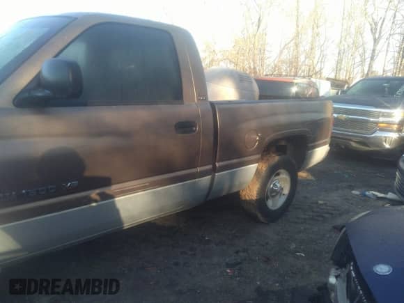 2001 Dodge 1500 with VIN 1B7HC16Y71S669658, listed as a IAAI auction lot 41472744 with 213,617 mi miles and . Bid and sale history available at DreamBid. Image 6.