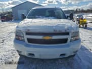 ✅ 2013 Chevrolet Suburban • VIN: 1GNWKMEG1DR147955 • Lot: 94295655. Listed on Copart with 187,251 mi. Free auction sales archive from the USA and detailed vehicle history report at DreamBid. Image 5.