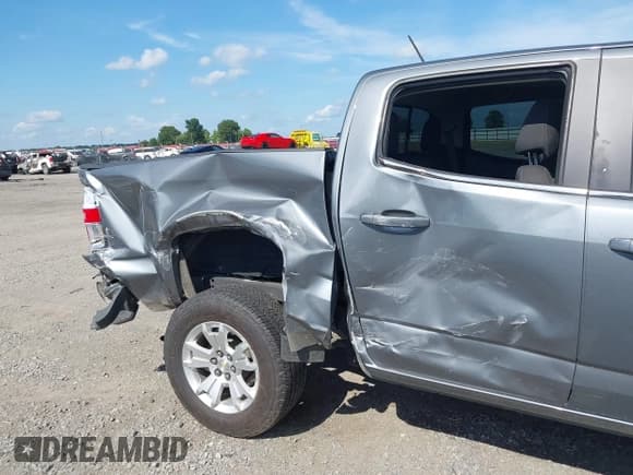 ✅ 2020 Chevrolet Colorado 2WD LT • VIN: 1GCGSCEA0L1163158 • Лот: 42697858. Опубликован ранее на IAAI с пробегом 53 354 миль. Бесплатный доступ к архиву аукционных продаж из США и подробный отчёт об истории автомобиля на DreamBid. Изображение 17.