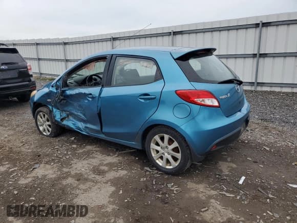 ✅ 2011 Mazda 2 Touring • VIN: JM1DE1HZ4B0119474 • Лот: 81927445. Опубликован ранее на Copart с пробегом 150 450 миль. Бесплатный доступ к архиву аукционных продаж из США и подробный отчёт об истории автомобиля на DreamBid. Изображение 2.