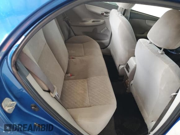 ✅ 2009 Toyota Corolla LE • VIN: JTDBL40E49J034906 • Lot: 86714035. Wystawiony na Copart z przebiegiem 281 931 mil. Bezpłatny archiwum sprzedaży aukcyjnych z USA i szczegółowy raport historii pojazdu na DreamBid. Zdjęcie 10.