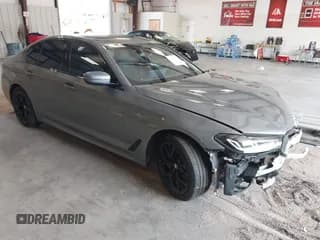 ✅ 2023 BMW 5 Series 530i • VIN: WBA53BH00PCN16314 • Lot: 43136209. Wystawiony na IAAI z przebiegiem Nie podano. Bezpłatny archiwum sprzedaży aukcyjnych z USA i szczegółowy raport historii pojazdu na DreamBid. Zdjęcie 1.