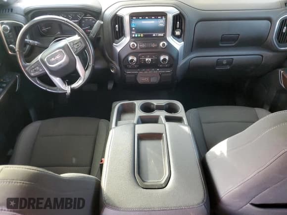 ✅ 2022 GMC Sierra 1500 Elevation • VIN: 3GTP9GEK1NG153223 • Лот: 68305894. Опубликован ранее на Copart с пробегом 56 122 миль. Бесплатный доступ к архиву аукционных продаж из США и подробный отчёт об истории автомобиля на DreamBid. Изображение 8.