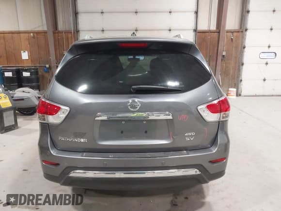 ✅ 2015 Nissan Pathfinder Platinum • VIN: 5N1AR2MM7FC662003 • Lot: 43771176. Listed on IAAI with 156,966 mi. Free auction sales archive from the USA and detailed vehicle history report at DreamBid. Image 17.