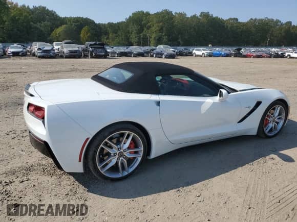 2018 Chevrolet Corvette 2LT с VIN 1G1YD3D70J5104792, выставлен на аукционе Copart как лот 75469634 с пробегом 21 216 миль миль и Списание • Salvage title. История ставок и продаж доступна на DreamBid. Изображение 3.
