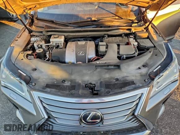 ✅ 2017 Lexus RX 450h • VIN: 2T2BGMCA6HC020184 • Lot: 95628405. Wystawiony na Copart z przebiegiem 100 022 mil. Bezpłatny archiwum sprzedaży aukcyjnych z USA i szczegółowy raport historii pojazdu na DreamBid. Zdjęcie 12.