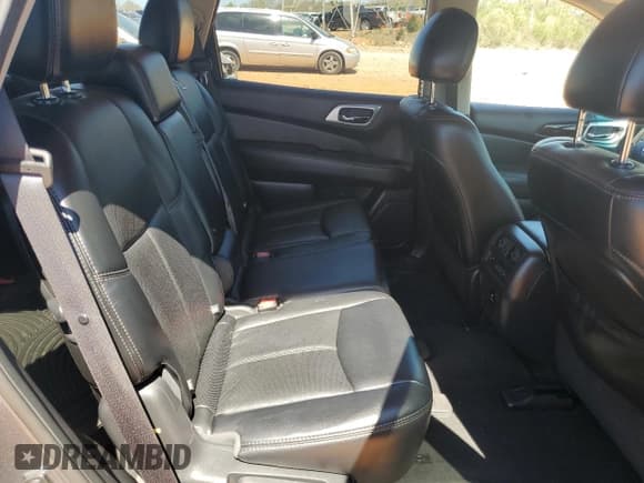 ✅ 2016 Nissan Pathfinder Platinum • VIN: 5N1AR2MN5GC608886 • Lot: 50582035. Listed on Copart with 127,089 mi. Free auction sales archive from the USA and detailed vehicle history report at DreamBid. Image 12.