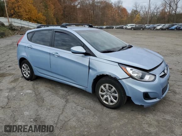 ✅ 2013 Hyundai Accent GS • VIN: KMHCT5AE7DU087630 • Lot: 77347854. Listed on Copart with 54,413 mi. Free auction sales archive from the USA and detailed vehicle history report at DreamBid. Image 4.