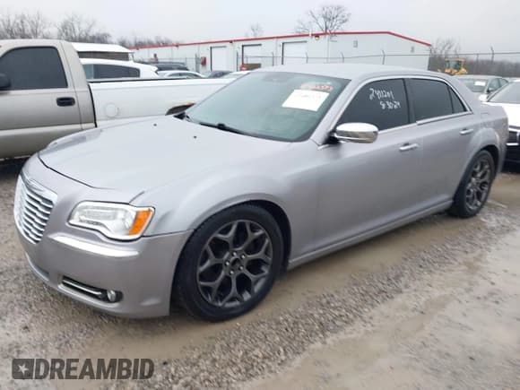 ✅ 2013 Chrysler 300 C • VIN: 2C3CCAET1DH647087 • Lot: 41480373. Listed on IAAI with 111,688 mi. Free auction sales archive from the USA and detailed vehicle history report at DreamBid. Image 2.