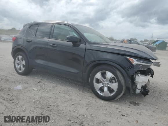✅ 2019 Volvo XC40 Momentum • VIN: YV4162UK2K2155020 • Лот: 91381845. Опубликован ранее на Copart с пробегом 55 824 миль. Бесплатный доступ к архиву аукционных продаж из США и подробный отчёт об истории автомобиля на DreamBid. Изображение 4.