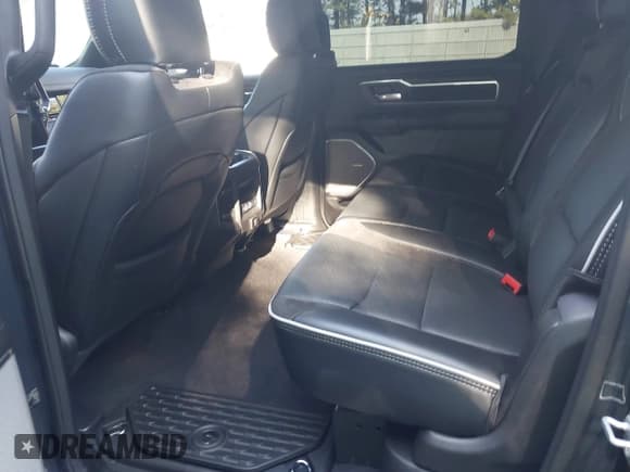 ✅ 2025 Ram 1500 Laramie • VIN: 1C6SRFJP1SN737900 • Lot: 43204696. Listed on IAAI with 338 mi. Free auction sales archive from the USA and detailed vehicle history report at DreamBid. Image 8.