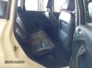 ✅ 2016 Ford C-Max SEL • VIN: 1FADP5CU2GL110832 • Lot: 41764729. Wystawiony na IAAI z przebiegiem 119 724 mil. Bezpłatny archiwum sprzedaży aukcyjnych z USA i szczegółowy raport historii pojazdu na DreamBid. Zdjęcie 8.