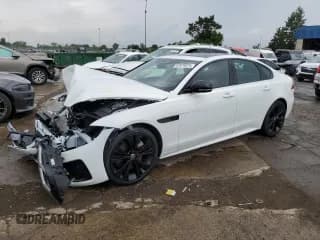 ✅ 2024 Jaguar XF R-Dynamic SE • VIN: SAJBL4GX8RCY95695 • Лот: 61876974. Опубликован ранее на Copart с пробегом 129 миль. Бесплатный доступ к архиву аукционных продаж из США и подробный отчёт об истории автомобиля на DreamBid. Изображение 1.