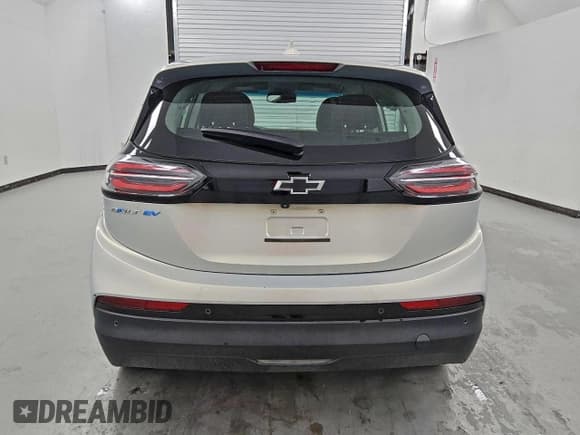 ✅ 2023 Chevrolet Bolt EV 2LT • VIN: 1G1FX6S01P4181224 • Lot: 91563885. Listed on Copart with 70,149 mi. Free auction sales archive from the USA and detailed vehicle history report at DreamBid. Image 6.