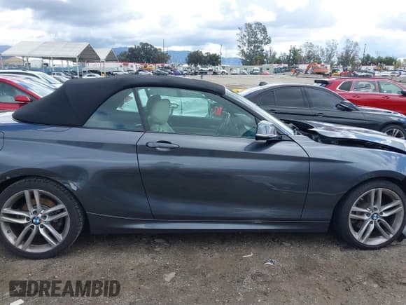 ✅ 2016 BMW 2 Series 228i xDrive • VIN: WBA1L9C5XGV767324 • Lot: 41795604. Wystawiony na IAAI z przebiegiem 133 276 mil. Bezpłatny archiwum sprzedaży aukcyjnych z USA i szczegółowy raport historii pojazdu na DreamBid. Zdjęcie 13.