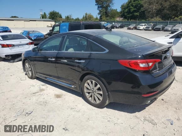 ✅ 2017 Hyundai Sonata Sport • VIN: 5NPE34AF8HH465499 • Лот: 81960655. Опубликован ранее на Copart с пробегом 97 359 миль. Бесплатный доступ к архиву аукционных продаж из США и подробный отчёт об истории автомобиля на DreamBid. Изображение 2.
