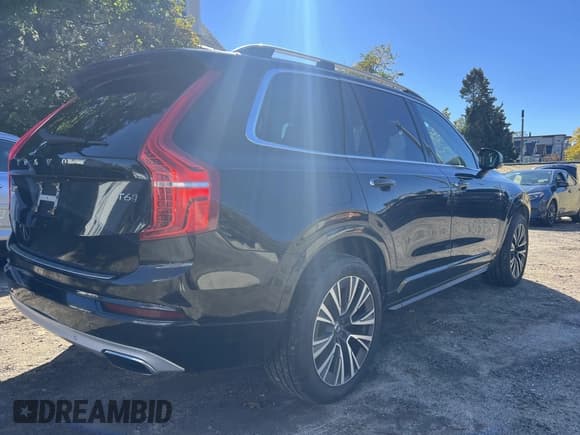 ✅ 2016 Volvo XC90 T6 Momentum • VIN: YV4A22PK3G1092689 • Лот: 43749679. Опубликован ранее на IAAI с пробегом 183 665 миль. Бесплатный доступ к архиву аукционных продаж из США и подробный отчёт об истории автомобиля на DreamBid. Изображение 4.