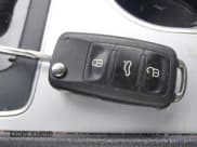 ✅ 2013 Volkswagen Passat SE • VIN: 1VWBP7A31DC017929 • Лот: 42174320. Опубликован ранее на IAAI с пробегом 169 596 миль. Бесплатный доступ к архиву аукционных продаж из США и подробный отчёт об истории автомобиля на DreamBid. Изображение 11.