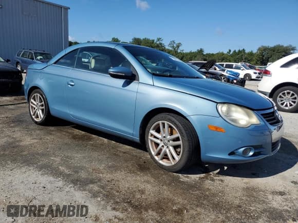 ✅ 2009 Volkswagen Eos Lux • VIN: WVWFA71F89V021102 • Лот: 71644115. Опубликован ранее на Copart с пробегом 175 335 миль. Бесплатный доступ к архиву аукционных продаж из США и подробный отчёт об истории автомобиля на DreamBid. Изображение 4.