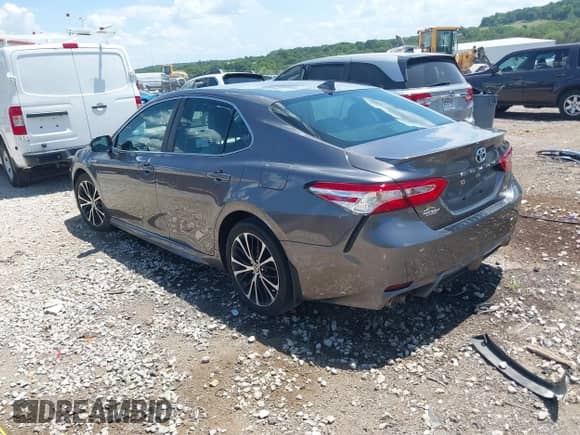 2020 Toyota Camry Hybrid SE с VIN 4T1G31AK4LU543890, выставлен на аукционе IAAI как лот 42829701 с пробегом 93 622 миль миль и . История ставок и продаж доступна на DreamBid. Изображение 3.