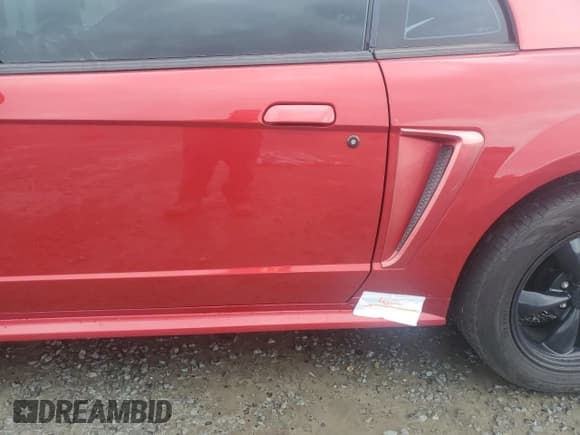 ✅ 1999 Ford Mustang GT • VIN: 1FAFP42X7XF145444 • Lot: 73089524. Listed on Copart with 165,819 mi. Free auction sales archive from the USA and detailed vehicle history report at DreamBid. Image 13.