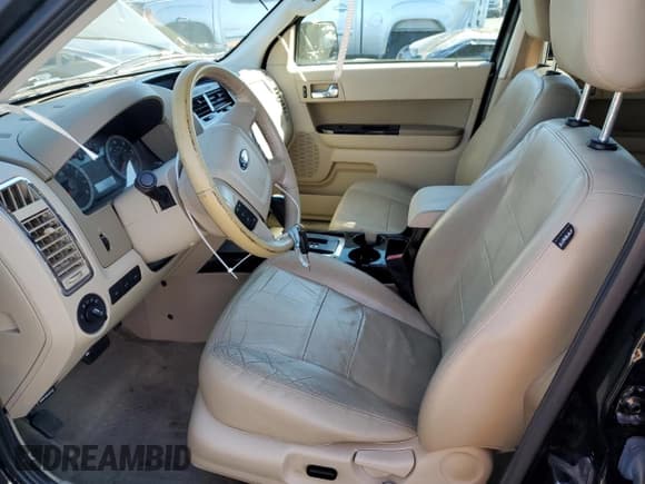 ✅ 2012 Ford Escape Limited • VIN: 1FMCU0EG4CKC35688 • Lot: 90615365. Wystawiony na Copart z przebiegiem 139 610 mil. Bezpłatny archiwum sprzedaży aukcyjnych z USA i szczegółowy raport historii pojazdu na DreamBid. Zdjęcie 7.