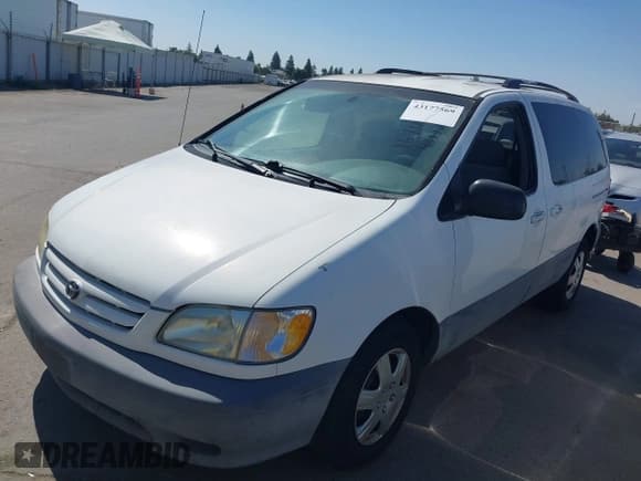 ✅ 2003 Toyota Sienna CE • VIN: 4T3ZF19CX3U550735 • Лот: 43177569. Опубликован ранее на IAAI с пробегом 172 203 миль. Бесплатный доступ к архиву аукционных продаж из США и подробный отчёт об истории автомобиля на DreamBid. Изображение 2.