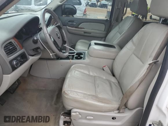 ✅ 2008 Chevrolet Suburban 2LT • VIN: 3GNFC16028G293476 • Lot: 54240355. Listed on Copart with 206,717 mi. Free auction sales archive from the USA and detailed vehicle history report at DreamBid. Image 7.