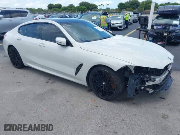 ✅ 2020 BMW 8 Series M850i • VIN: WBAGV8C01LCD46815 • Lot: 42297355. Listed on IAAI with 45,260 mi. Free auction sales archive from the USA and detailed vehicle history report at DreamBid. Image 1.
