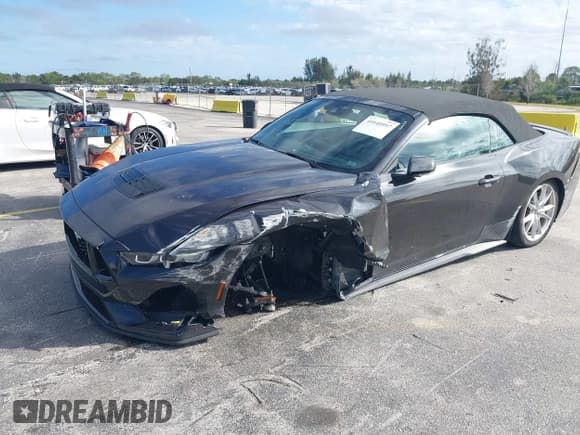 ✅ 2024 Ford Mustang GT Premium • VIN: 1FAGP8FFXR5120799 • Лот: 41640597. Опубликован ранее на IAAI с пробегом 23 068 миль. Бесплатный доступ к архиву аукционных продаж из США и подробный отчёт об истории автомобиля на DreamBid. Изображение 2.