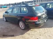 ✅ 2010 Volkswagen Jetta SE • VIN: 3VWTZ7AJ5AM663711 • Lot: 41238050. Listed on IAAI with 125,288 mi. Free auction sales archive from the USA and detailed vehicle history report at DreamBid. Image 1.