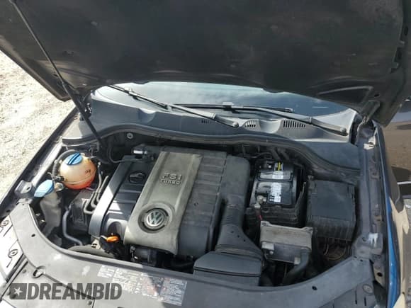 ✅ 2006 Volkswagen Passat 2.0T • VIN: WVWEK73C06P164895 • Лот: 70183054. Опубликован ранее на Copart с пробегом 211 380 миль. Бесплатный доступ к архиву аукционных продаж из США и подробный отчёт об истории автомобиля на DreamBid. Изображение 11.