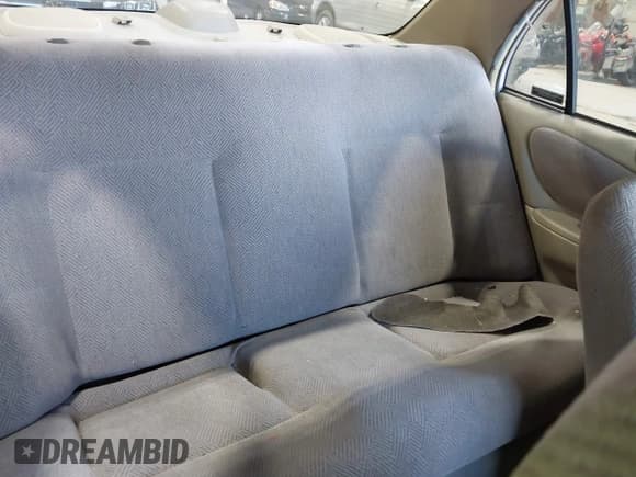 ✅ 2000 Chevrolet Prizm • VIN: 1Y1SK5281YZ435776 • Lot: 43143014. Listed on IAAI with 123,303 mi. Free auction sales archive from the USA and detailed vehicle history report at DreamBid. Image 8.