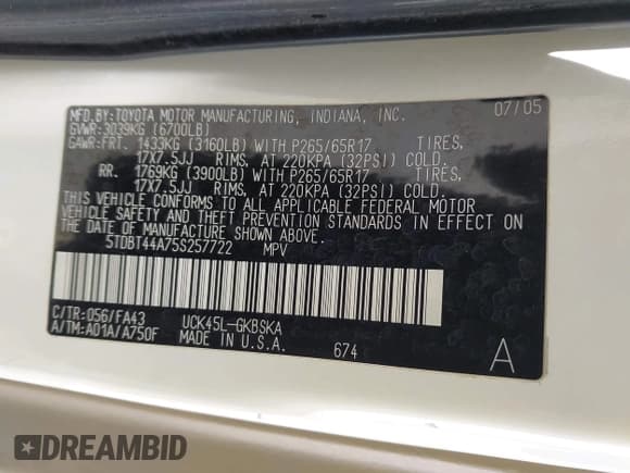 ✅ 2005 Toyota Sequoia SR5 • VIN: 5TDBT44A75S257722 • Lot: 42035956. Listed on IAAI with 348,283 mi. Free auction sales archive from the USA and detailed vehicle history report at DreamBid. Image 9.