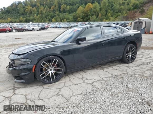 ✅ 2018 Dodge Charger R/T • VIN: 2C3CDXCT5JH176303 • Lot: 70745605. Wystawiony na Copart z przebiegiem 113 235 mil. Bezpłatny archiwum sprzedaży aukcyjnych z USA i szczegółowy raport historii pojazdu na DreamBid. Zdjęcie 1.