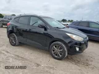 2015 Hyundai Tucson SE z VIN KM8JU3AG2FU063068, wystawiony jako Copart lot #73119014 z przebiegiem 150 596 mil mil oraz Czysty tytuł • Clean title. Historia ofert i sprzedaży dostępna na DreamBid. Obrazek 4.