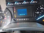 ✅ 2018 Ford F-250 XL • VIN: 1FT7W2B61JEC90344 • Lot: 43017048. Wystawiony na IAAI z przebiegiem 186 157 mil. Bezpłatny archiwum sprzedaży aukcyjnych z USA i szczegółowy raport historii pojazdu na DreamBid. Zdjęcie 7.