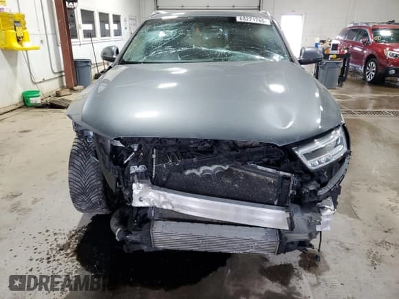 ✅ 2017 Audi Q3 Prestige • VIN: WA1GCCFS3HR010796 • Lot: 68221765. Listed on Copart with 86,621 mi. Free auction sales archive from the USA and detailed vehicle history report at DreamBid. Image 5.