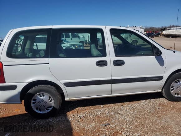 ✅ 2002 Chevrolet Venture Value 1SV • VIN: 1GNDU23E82D308626 • Lot: 46749535. Listed on Copart with 176,976 mi. Free auction sales archive from the USA and detailed vehicle history report at DreamBid. Image 13.