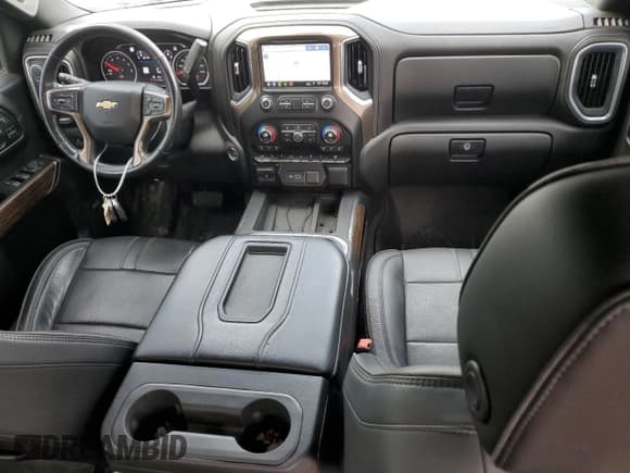 ✅ 2019 Chevrolet Silverado 1500 High Country • VIN: 3GCUYHED7KG282625 • Lot: 59418604. Wystawiony na Copart z przebiegiem 121 148 mil. Bezpłatny archiwum sprzedaży aukcyjnych z USA i szczegółowy raport historii pojazdu na DreamBid. Zdjęcie 8.