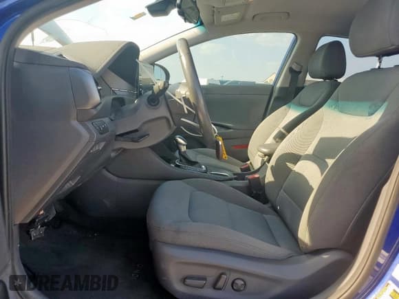 ✅ 2022 Hyundai Ioniq SE • VIN: KMHC75LC8NU269239 • Lot: 84266965. Listed on Copart with 135,851 mi. Free auction sales archive from the USA and detailed vehicle history report at DreamBid. Image 7.