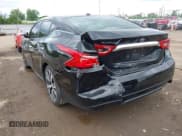 ✅ 2017 Nissan Maxima SV • VIN: 1N4AA6AP4HC422854 • Lot: 42345699. Wystawiony na IAAI z przebiegiem 99 177 mil. Bezpłatny archiwum sprzedaży aukcyjnych z USA i szczegółowy raport historii pojazdu na DreamBid. Zdjęcie 6.