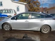 ✅ 2016 Toyota Prius Four • VIN: JTDKARFU1G3519118 • Lot: 43743985. Wystawiony na IAAI z przebiegiem 153 983 mil. Bezpłatny archiwum sprzedaży aukcyjnych z USA i szczegółowy raport historii pojazdu na DreamBid. Zdjęcie 15.