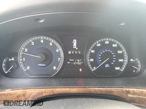 ✅ 2011 Hyundai Equus Ultimate • VIN: KMHGH4JF6BU039670 • Lot: 71631415. Wystawiony na Copart z przebiegiem 112 456 mil. Bezpłatny archiwum sprzedaży aukcyjnych z USA i szczegółowy raport historii pojazdu na DreamBid. Zdjęcie 9.