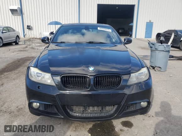 2011 BMW 3 Series 335i xDrive с VIN WBAPL5C56BA920185, выставлен на аукционе Copart как лот 90999975 с пробегом Не указан миль и Чистый • Clean title. История ставок и продаж доступна на DreamBid. Изображение 5.