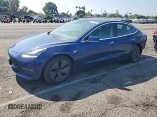 ✅ 2020 Tesla Model 3 Standard Range Plus • VIN: 5YJ3E1EA2LF739852 • Lot: 85739715. Wystawiony na Copart z przebiegiem 59 488 mil. Bezpłatny archiwum sprzedaży aukcyjnych z USA i szczegółowy raport historii pojazdu na DreamBid. Zdjęcie 1.