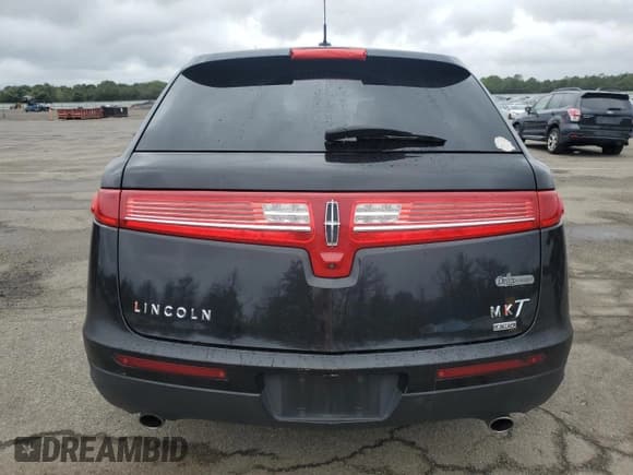 ✅ 2018 Lincoln MKT • VIN: 2LMHJ5NKXJBL01981 • Lot: 80893795. Listed on Copart with 228,428 mi. Free auction sales archive from the USA and detailed vehicle history report at DreamBid. Image 6.